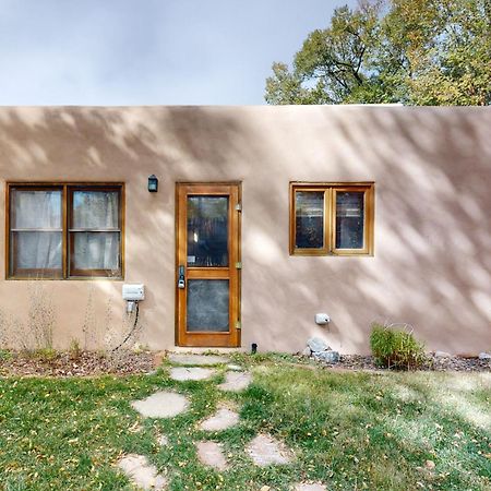 Theodora Charmer Taos Exterior photo